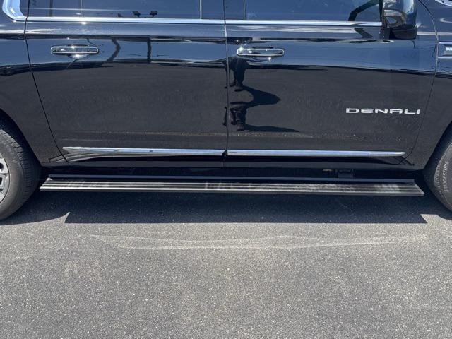 used 2023 GMC Yukon XL car, priced at $81,997