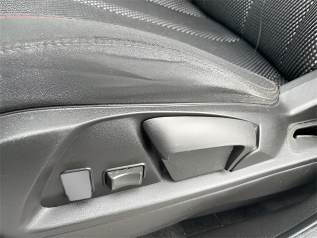 used 2015 Chevrolet Equinox car, priced at $9,999