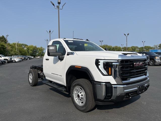 new 2025 GMC Sierra 2500 car, priced at $52,598