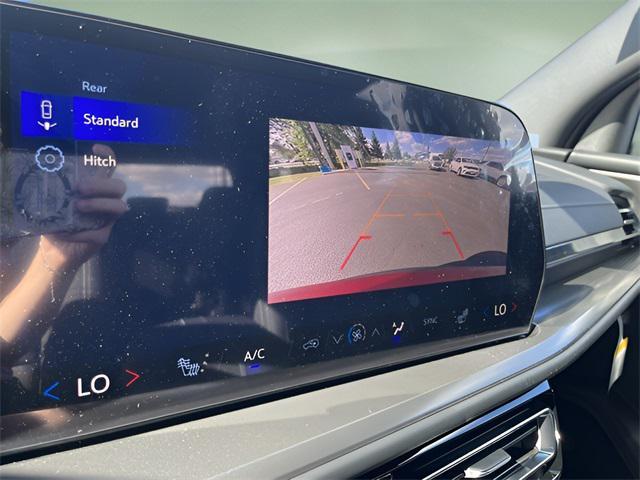 new 2026 Chevrolet Traverse car, priced at $46,510