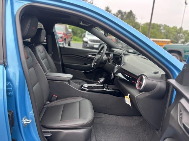 new 2025 Chevrolet Trax car, priced at $28,575