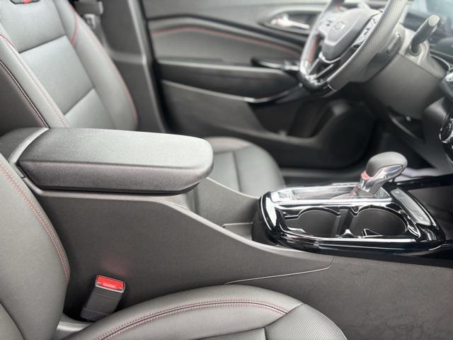 new 2025 Chevrolet Trax car, priced at $28,575