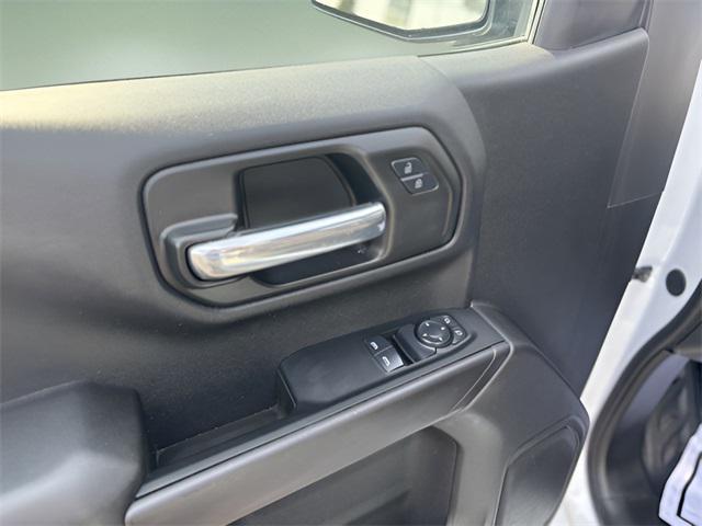 used 2024 Chevrolet Silverado 1500 car, priced at $28,111