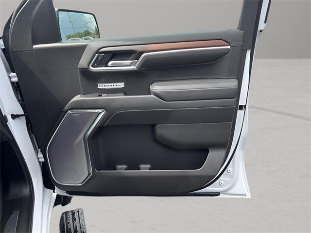 used 2025 GMC Sierra 1500 car, priced at $65,556