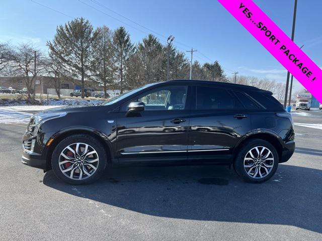 used 2022 Cadillac XT5 car, priced at $32,999