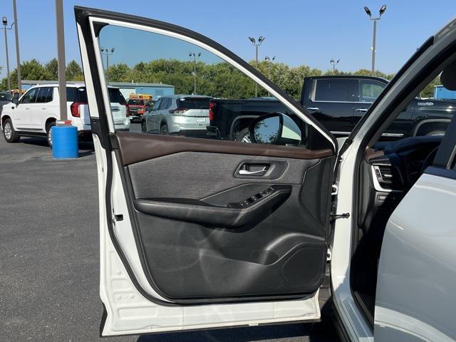 used 2023 Nissan Rogue car, priced at $22,931