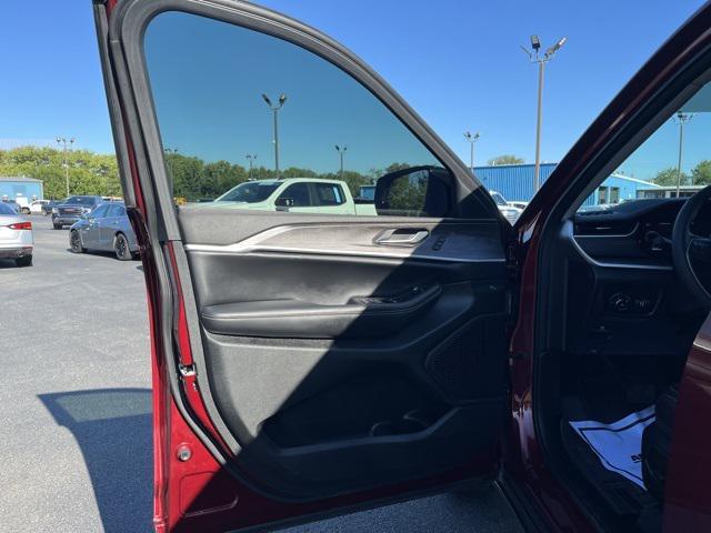 used 2023 Jeep Grand Cherokee L car, priced at $30,774