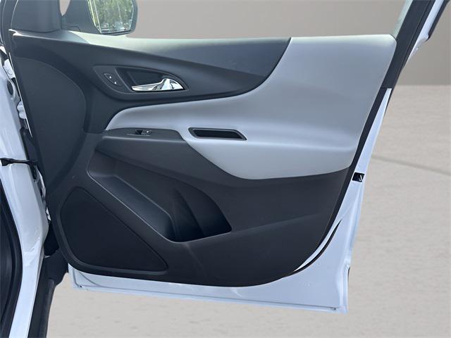 used 2022 Chevrolet Equinox car, priced at $23,444