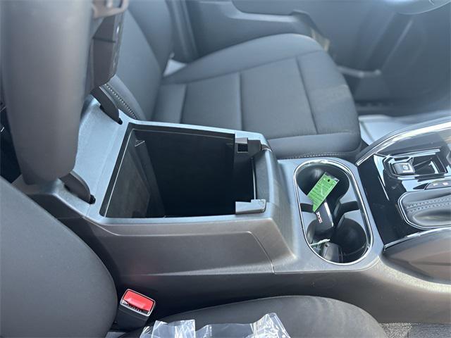 new 2025 GMC Canyon car, priced at $40,855