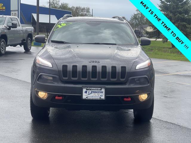 used 2016 Jeep Cherokee car, priced at $12,999