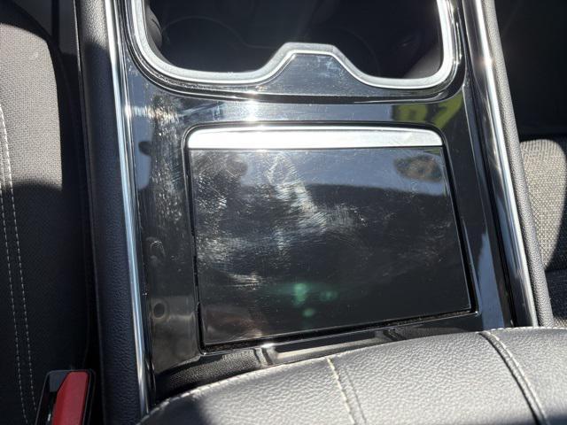 used 2024 Chevrolet Traverse car, priced at $37,777