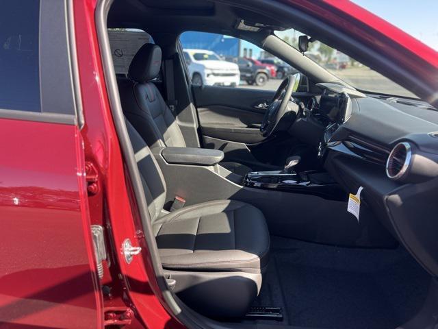 new 2025 Chevrolet Trax car, priced at $27,305