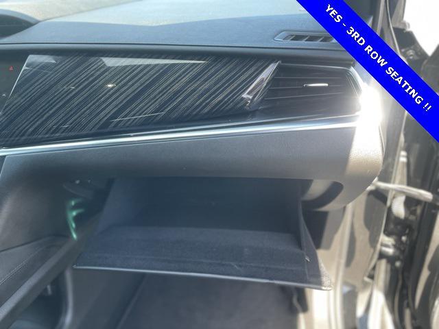 used 2024 Cadillac XT6 car, priced at $43,999