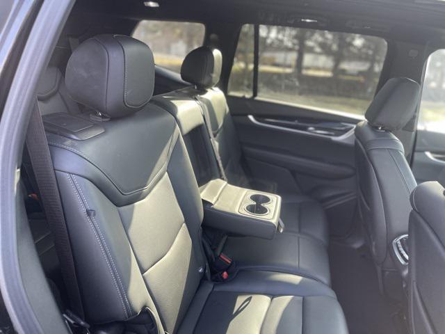 used 2024 Cadillac XT6 car, priced at $45,999