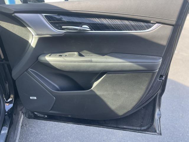 used 2024 Cadillac XT6 car, priced at $45,999