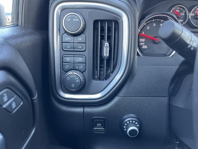 used 2022 Chevrolet Silverado 1500 car, priced at $40,998