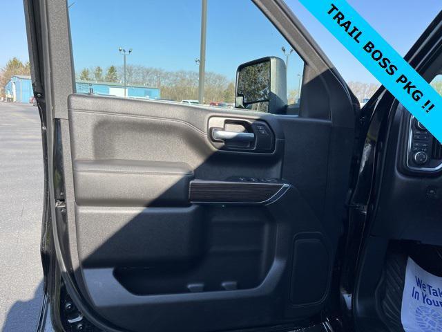 used 2022 Chevrolet Silverado 1500 car, priced at $40,998