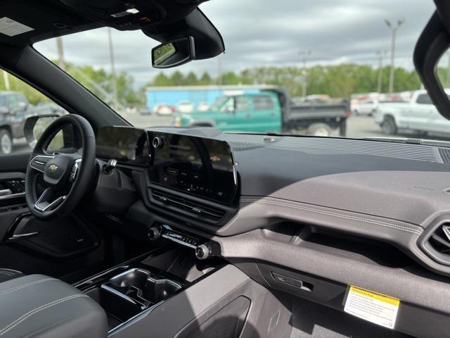 new 2025 Chevrolet Silverado EV car, priced at $75,195