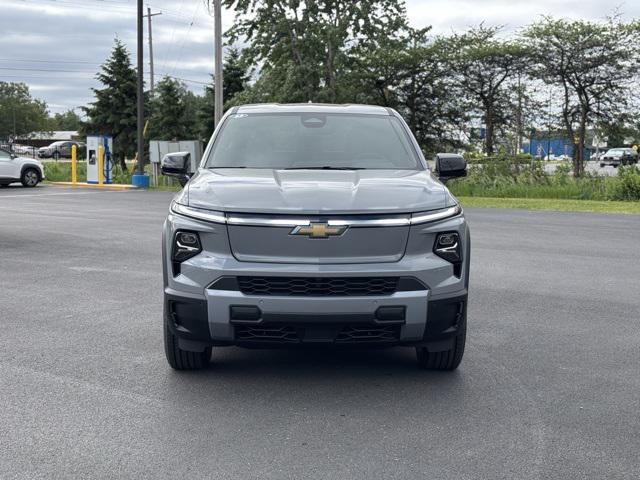 new 2025 Chevrolet Silverado EV car, priced at $75,195