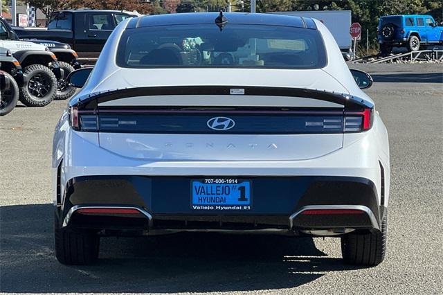 new 2024 Hyundai Sonata car, priced at $30,805