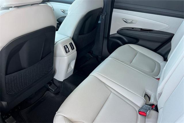new 2025 Hyundai TUCSON Hybrid car, priced at $40,810