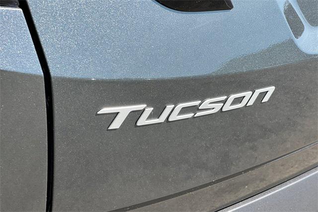 new 2025 Hyundai TUCSON Hybrid car, priced at $40,810