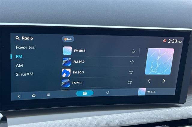new 2025 Hyundai TUCSON Hybrid car, priced at $40,810