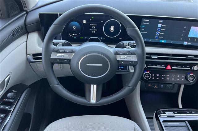 new 2025 Hyundai TUCSON Hybrid car, priced at $40,810