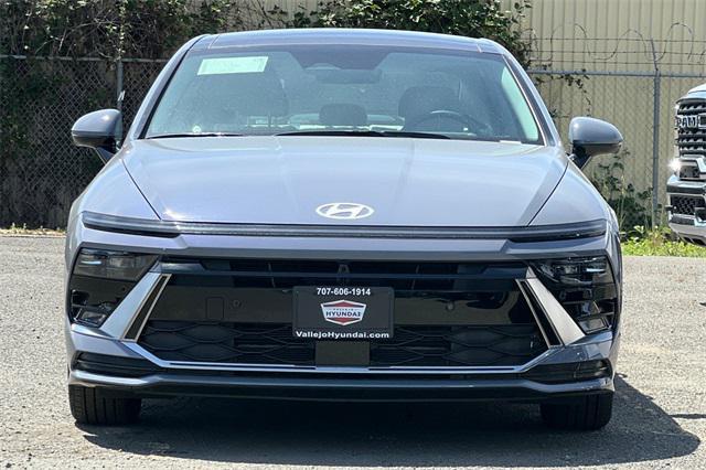 new 2025 Hyundai Sonata Hybrid car, priced at $34,060