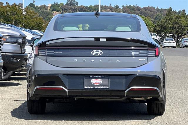 new 2025 Hyundai Sonata Hybrid car, priced at $34,060