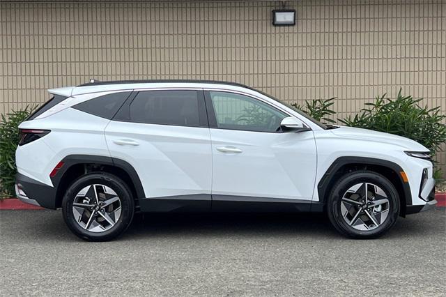new 2025 Hyundai TUCSON Hybrid car, priced at $36,510