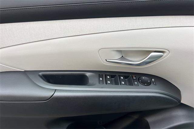 new 2025 Hyundai TUCSON Hybrid car, priced at $36,510