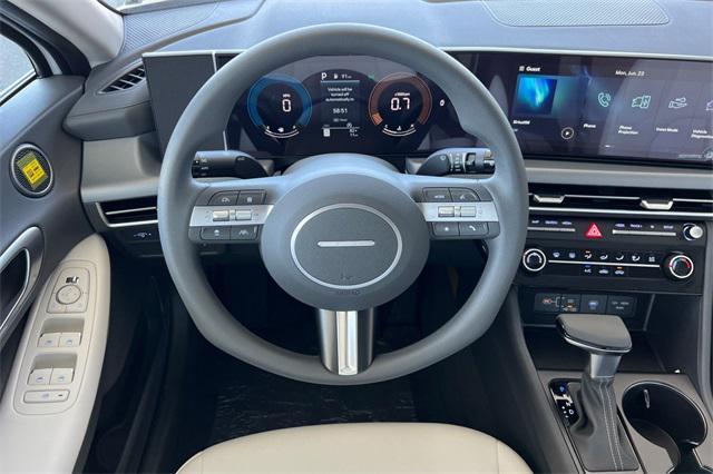 new 2025 Hyundai Sonata car, priced at $25,221