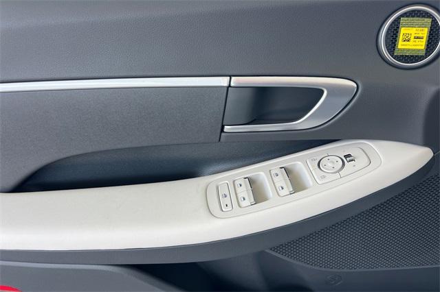 new 2025 Hyundai Sonata car, priced at $25,221