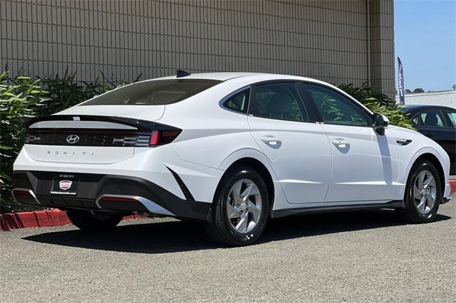 new 2025 Hyundai Sonata car, priced at $25,221