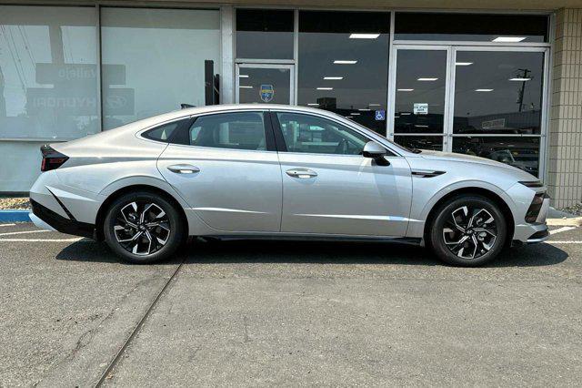 new 2024 Hyundai Sonata car, priced at $30,888