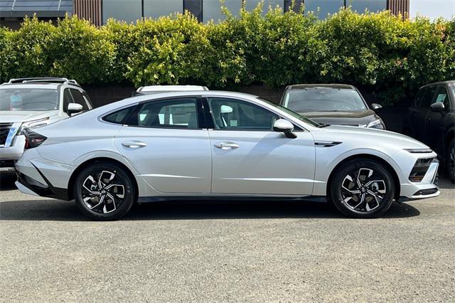 new 2025 Hyundai Sonata car, priced at $25,835