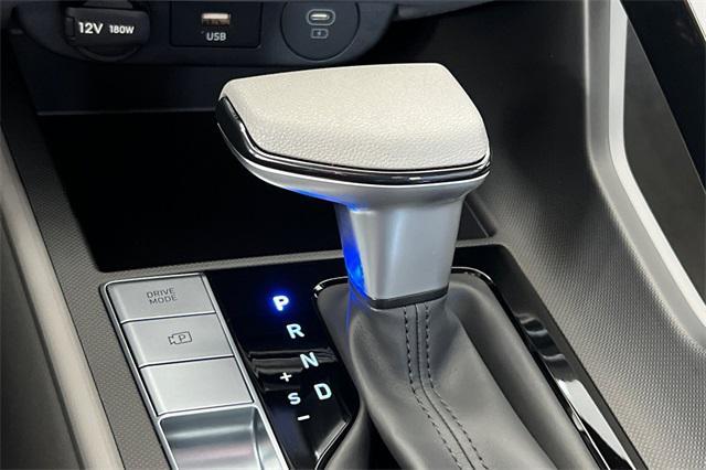 new 2025 Hyundai ELANTRA HEV car, priced at $22,680