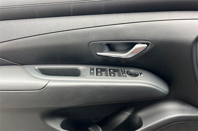 new 2025 Hyundai Tucson car, priced at $33,400