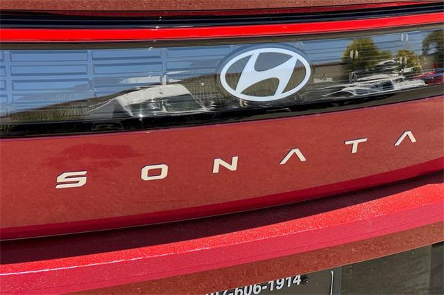 new 2025 Hyundai Sonata Hybrid car, priced at $28,210