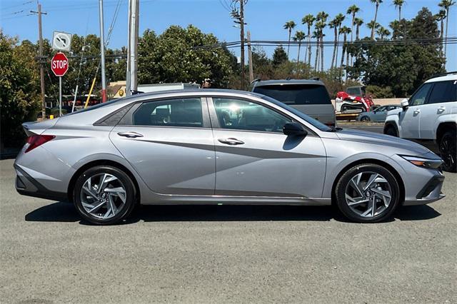 new 2025 Hyundai Elantra car, priced at $22,555