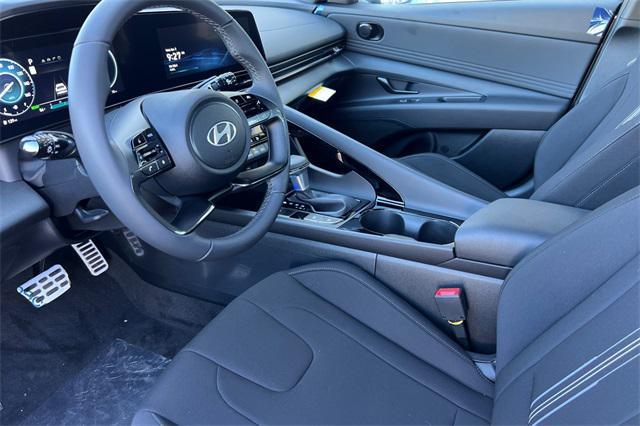 new 2025 Hyundai ELANTRA HEV car, priced at $23,990