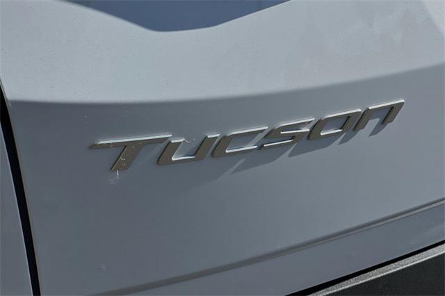 new 2025 Hyundai Tucson Hybrid car, priced at $37,874