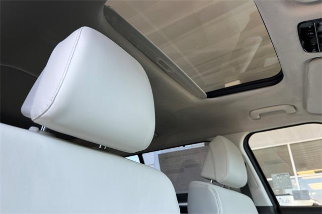 new 2025 Hyundai Santa Fe car, priced at $45,185