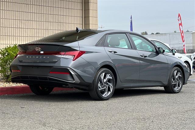 new 2025 Hyundai Elantra car, priced at $24,665