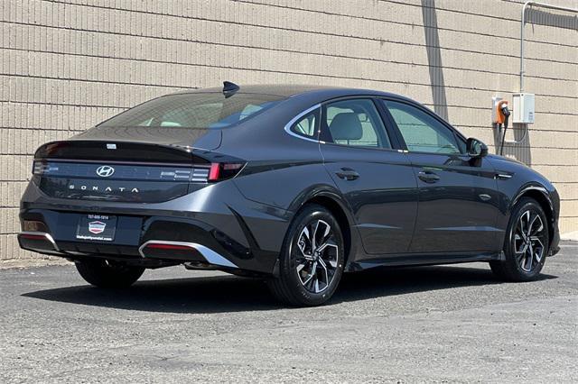 new 2025 Hyundai Sonata car, priced at $25,850