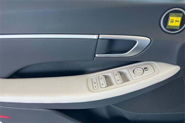 new 2025 Hyundai Sonata car, priced at $27,791