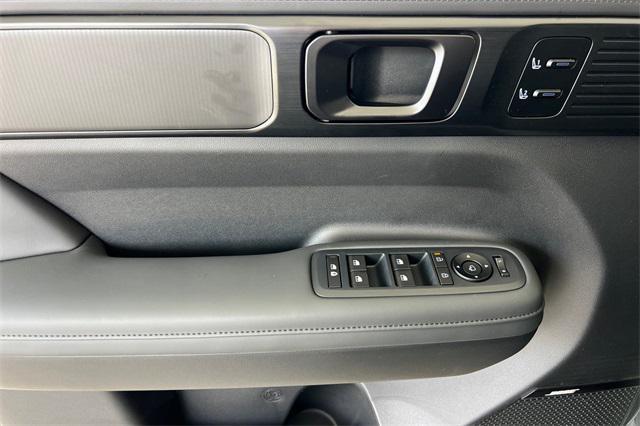 new 2025 Hyundai SANTA FE HEV car, priced at $44,205