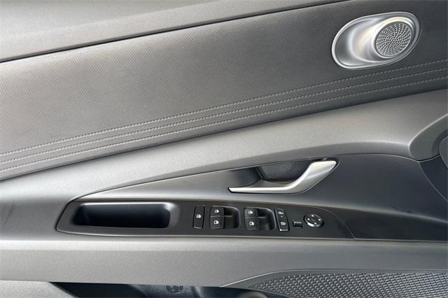 new 2025 Hyundai Elantra car, priced at $21,545