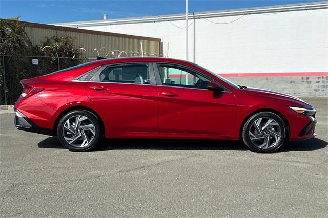 new 2025 Hyundai Elantra car, priced at $26,950